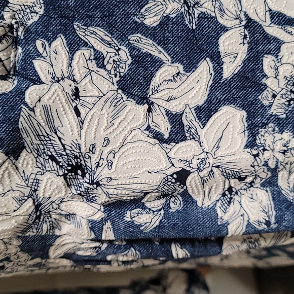 Floral "Denim" Dress Shirt - Picture 10 of 10